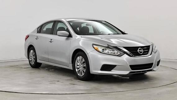 NISSAN ALTIMA 2017 1N4AL3AP5HN347840 image