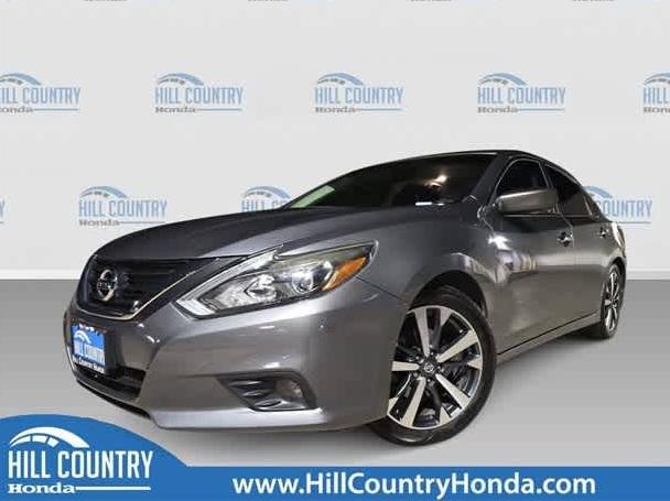 NISSAN ALTIMA 2017 1N4AL3AP1HC477738 image