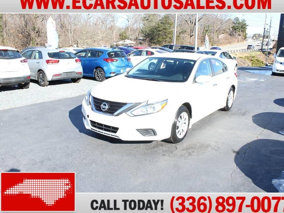 NISSAN ALTIMA 2017 1N4AL3AP6HC129630 image