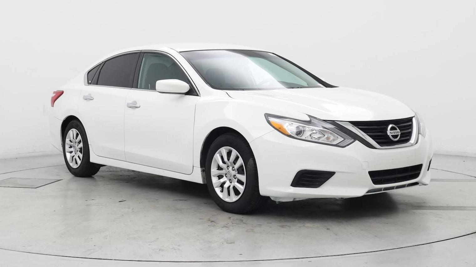 NISSAN ALTIMA 2017 1N4AL3AP9HN330197 image