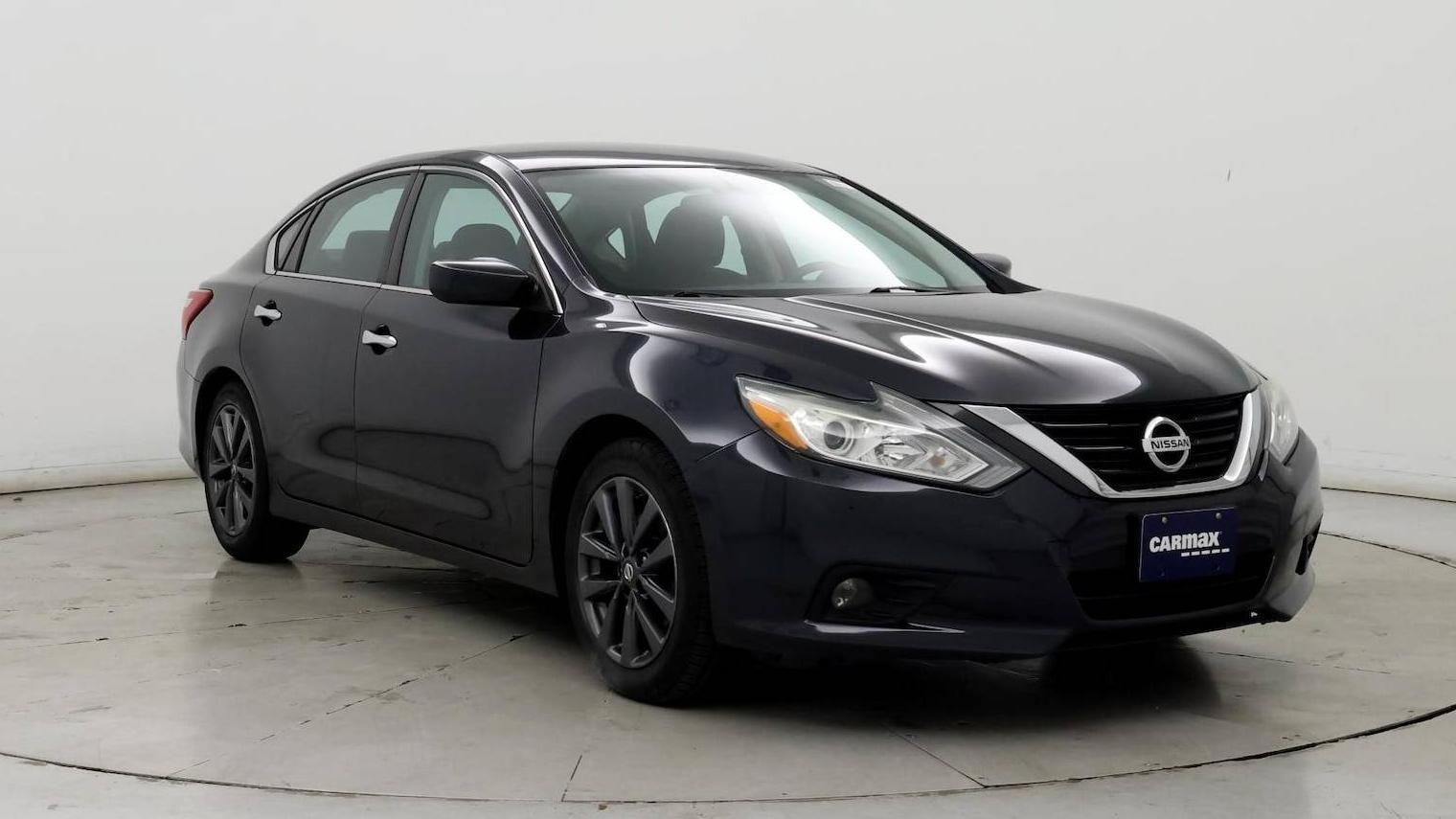 NISSAN ALTIMA 2017 1N4AL3AP3HC287438 image