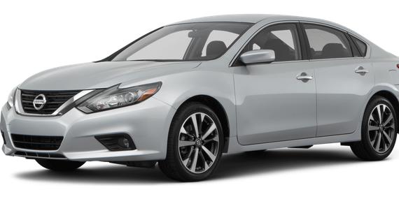 NISSAN ALTIMA 2017 1N4AL3APXHC288828 image