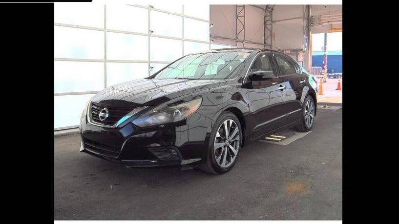 NISSAN ALTIMA 2017 1N4AL3AP5HC139775 image