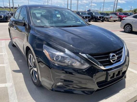 NISSAN ALTIMA 2017 1N4AL3AP7HN319408 image
