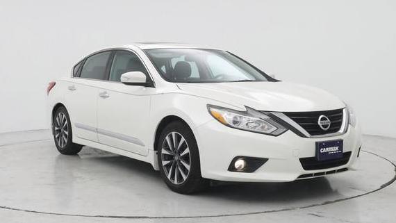 NISSAN ALTIMA 2017 1N4AL3AP6HC214001 image