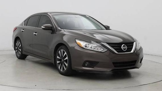 NISSAN ALTIMA 2017 1N4AL3APXHC134622 image