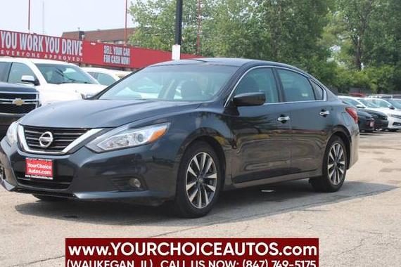 NISSAN ALTIMA 2017 1N4AL3AP3HC281008 image