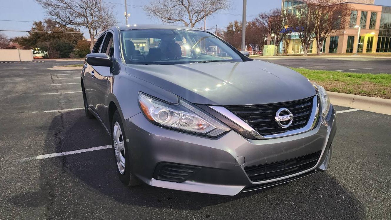 NISSAN ALTIMA 2017 1N4AL3AP8HN356614 image