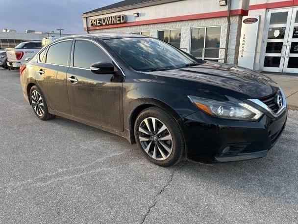 NISSAN ALTIMA 2017 1N4AL3AP1HC110807 image