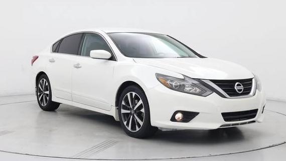 NISSAN ALTIMA 2017 1N4AL3AP8HN317537 image