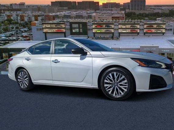 NISSAN ALTIMA 2024 1N4BL4DVXRN339061 image