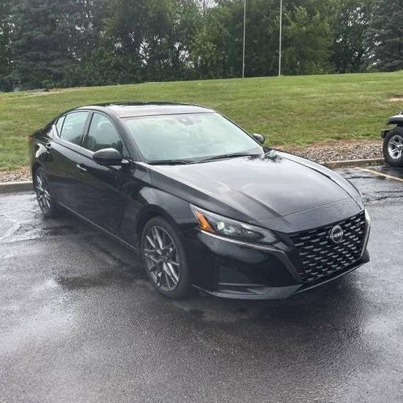 NISSAN ALTIMA 2024 1N4AL4CVXRN388063 image