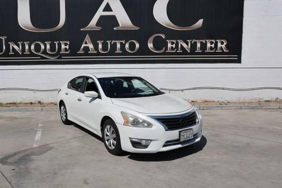 NISSAN ALTIMA 2014 1N4AL3AP3EN260370 image