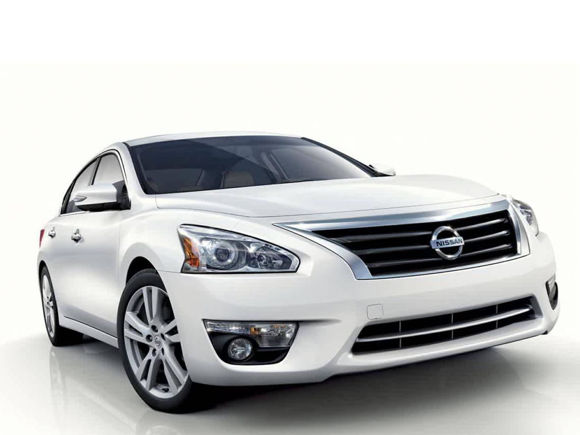 NISSAN ALTIMA 2014 1N4AL3AP1EN225570 image