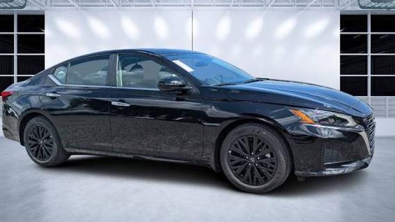 NISSAN ALTIMA 2025 1N4BL4DV1SN302650 image