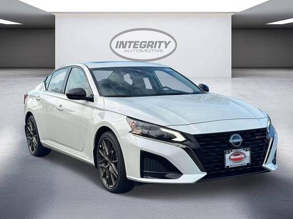 NISSAN ALTIMA 2025 1N4BL4CV5SN320313 image