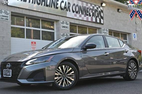 NISSAN ALTIMA 2025 1N4BL4DV9SN311385 image