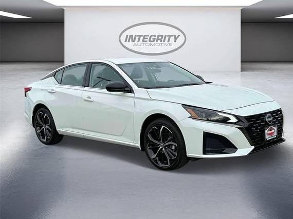 NISSAN ALTIMA 2025 1N4BL4CW7SN319463 image