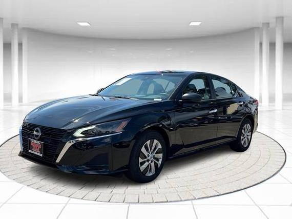 NISSAN ALTIMA 2025 1N4BL4BV8SN318475 image