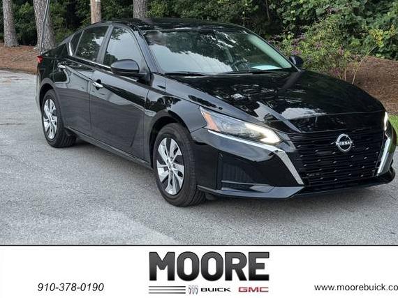 NISSAN ALTIMA 2025 1N4BL4BV7SN317396 image