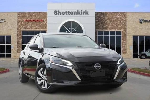 NISSAN ALTIMA 2025 1N4BL4BV5SN307840 image