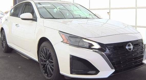 NISSAN ALTIMA 2025 1N4BL4DW0SN305967 image