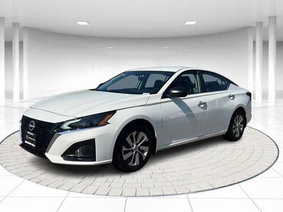 NISSAN ALTIMA 2025 1N4BL4BV0SN315828 image