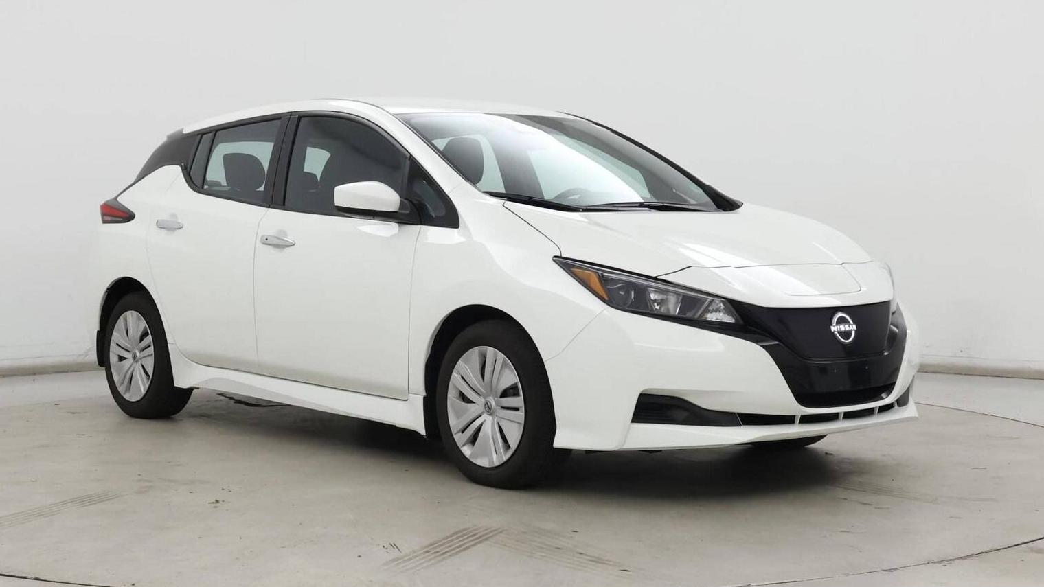 NISSAN LEAF 2023 1N4AZ1BV6PC555381 image