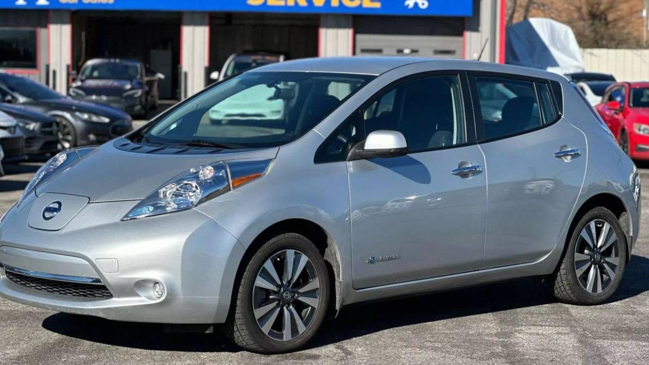 NISSAN LEAF 2017 1N4BZ0CP1HC304011 image