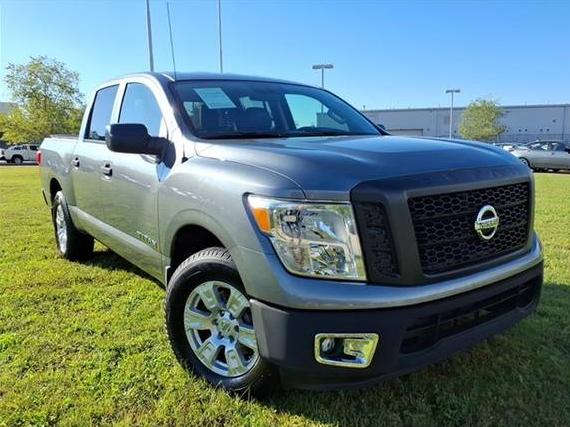 NISSAN TITAN 2018 1N6AA1EJ9JN537668 image NISSAN TITAN 2018 1N6AA1EJ9JN537668 image