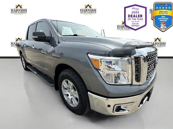 NISSAN TITAN 2018 1N6AA1E51JN537571 image