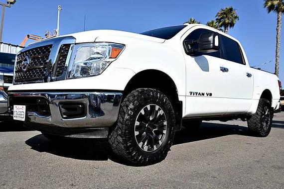 NISSAN TITAN 2018 1N6AA1E54JN501938 image