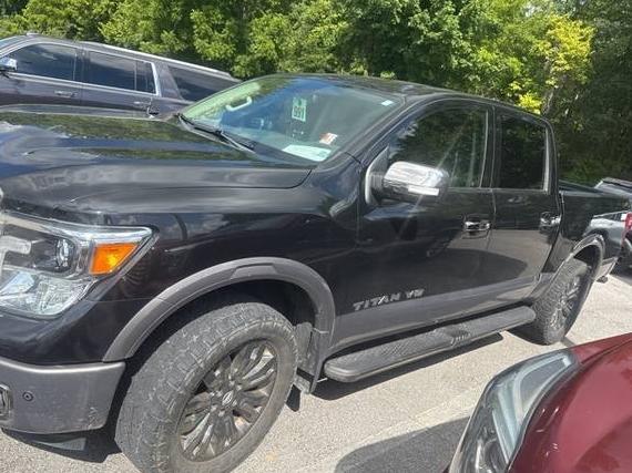 NISSAN TITAN 2018 1N6AA1E57JN512416 image