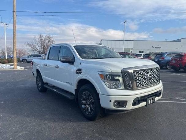 NISSAN TITAN 2017 1N6AA1E52HN531868 image