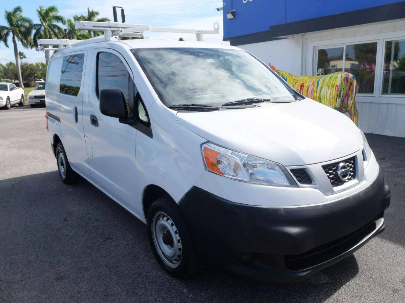 NISSAN NV200 2017 3N6CM0KN6HK708278 image