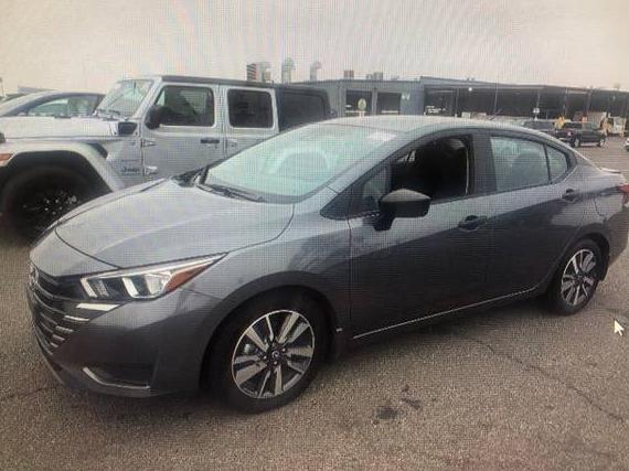 NISSAN VERSA 2023 3N1CN8DV9PL869800 image