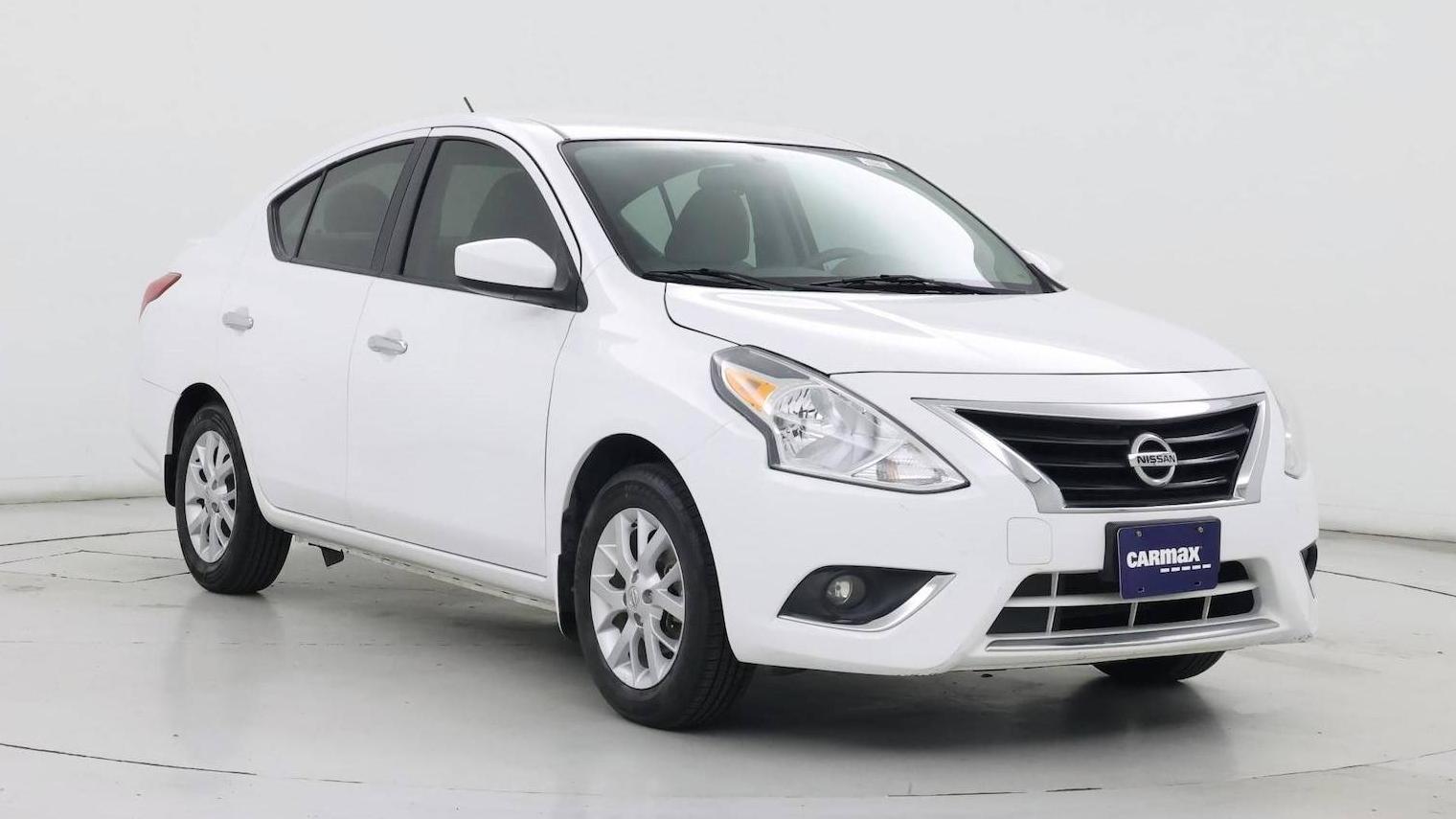 NISSAN VERSA 2016 3N1CN7AP0GL821022 image