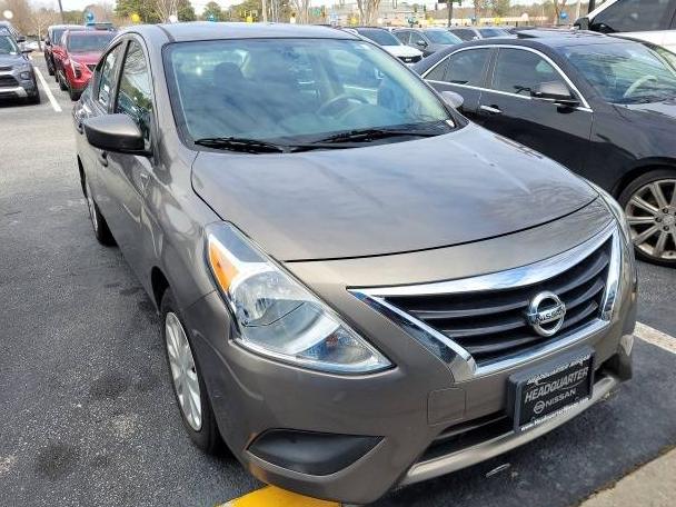 NISSAN VERSA 2016 3N1CN7AP1GL913675 image