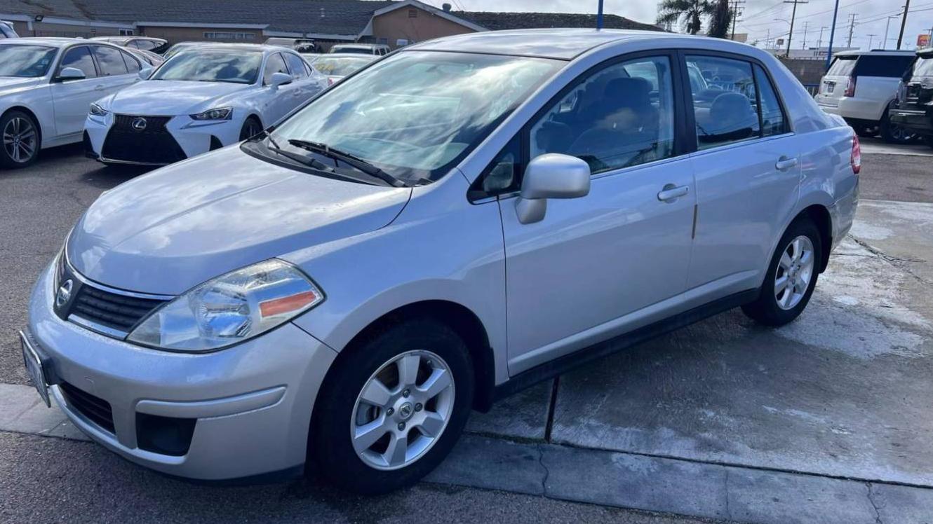 NISSAN VERSA 2008 3N1BC11E98L394552 image