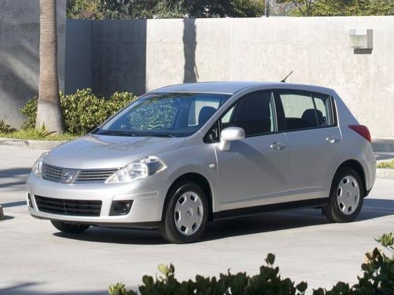 NISSAN VERSA 2008 3N1BC13E58L410386 image