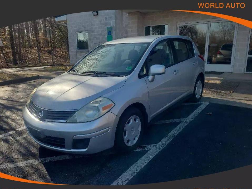 NISSAN VERSA 2008 3N1BC13E68L401776 image