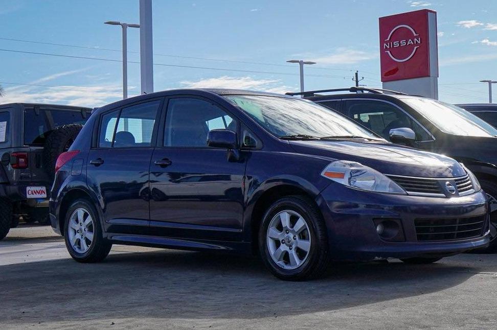 NISSAN VERSA 2008 3N1BC13E78L429697 image