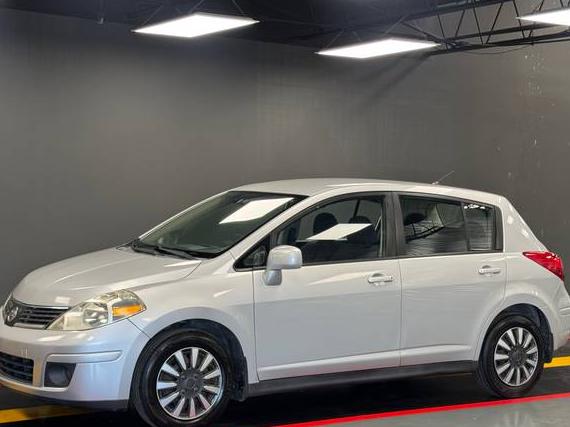 NISSAN VERSA 2007 3N1BC13E17L389583 image