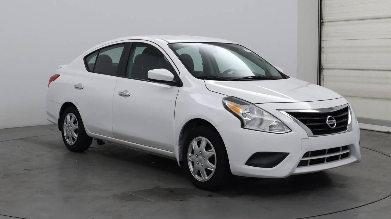 NISSAN VERSA 2019 3N1CN7APXKL838662 image