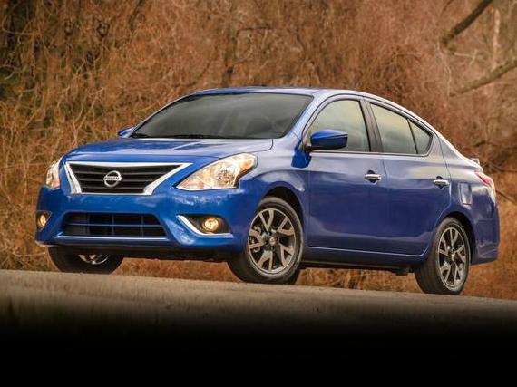 NISSAN VERSA 2019 3N1CN7AP0KL840758 image