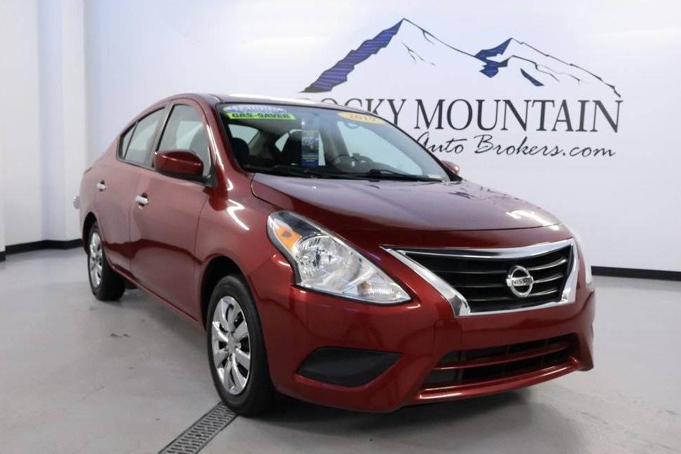 NISSAN VERSA 2019 3N1CN7AP0KL840534 image