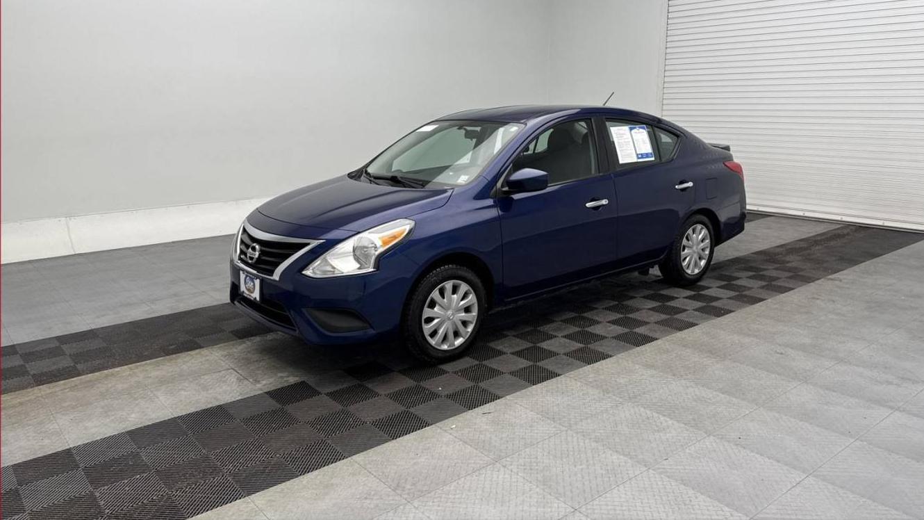 NISSAN VERSA 2019 3N1CN7AP8KL813761 image