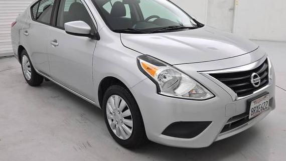 NISSAN VERSA 2019 3N1CN7AP6KL812768 image