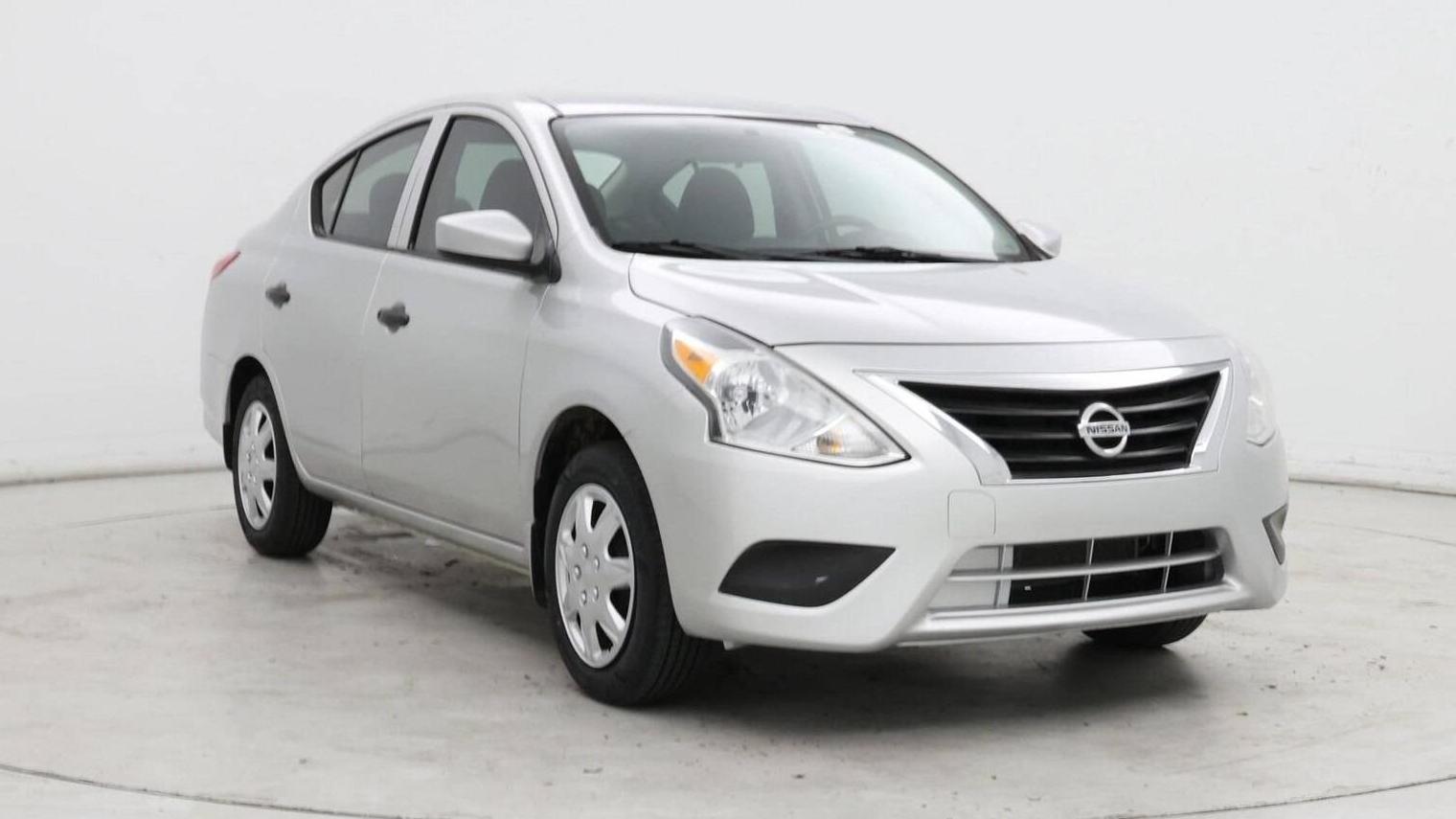 NISSAN VERSA 2019 3N1CN7AP6KL829179 image
