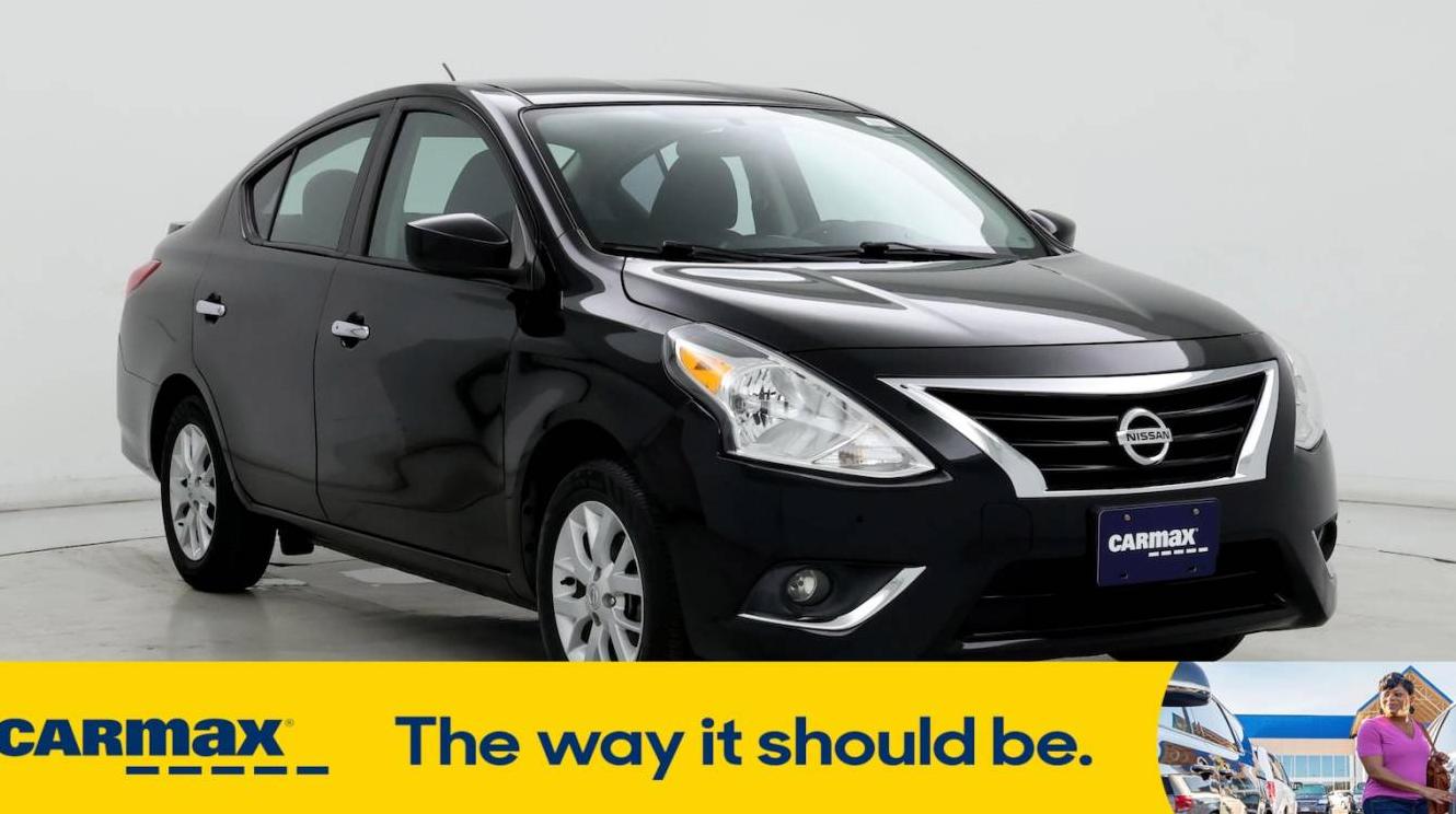 NISSAN VERSA 2019 3N1CN7AP7KL836237 image